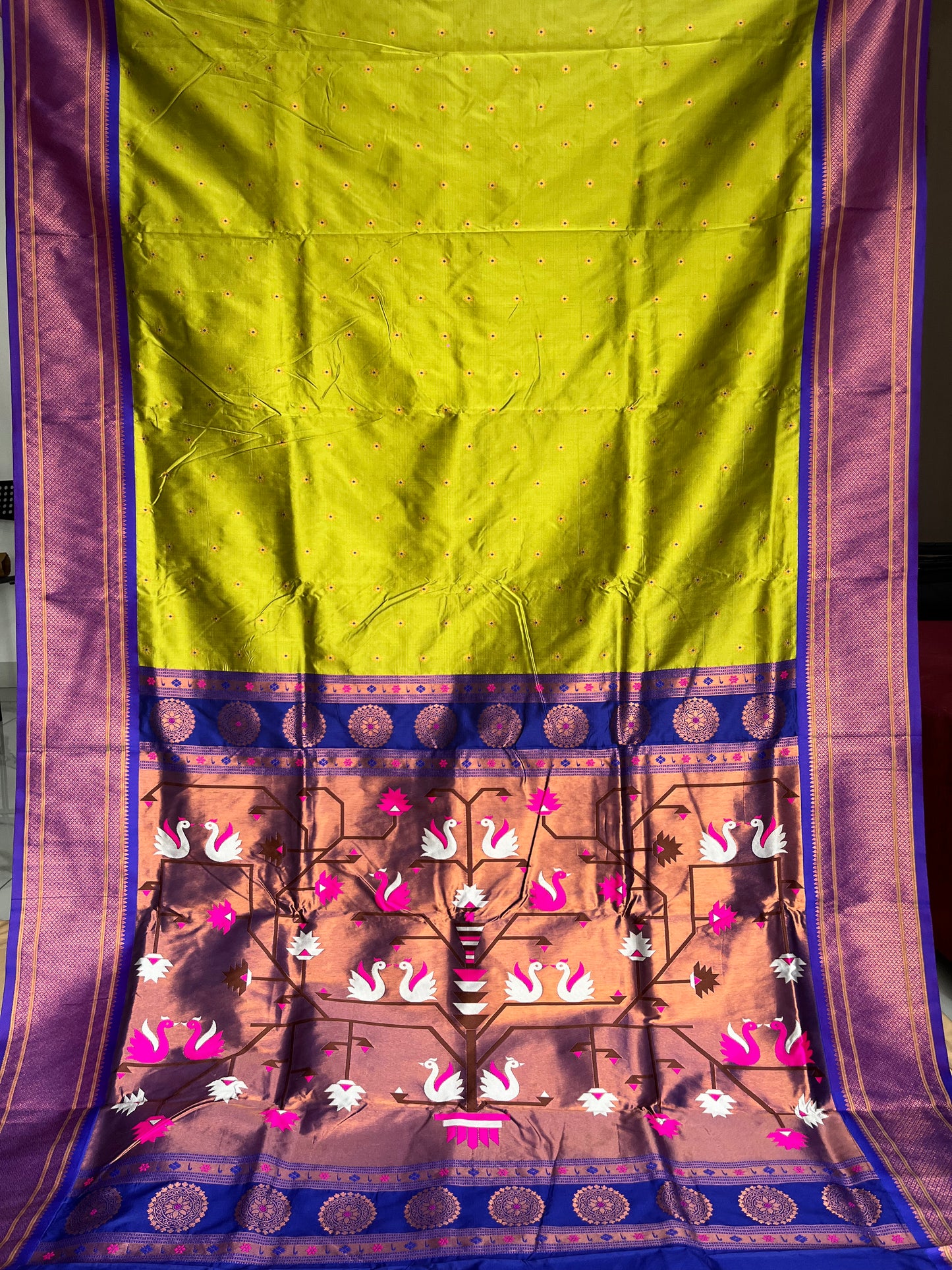 GREEN SWAN PALLU PAITHANI