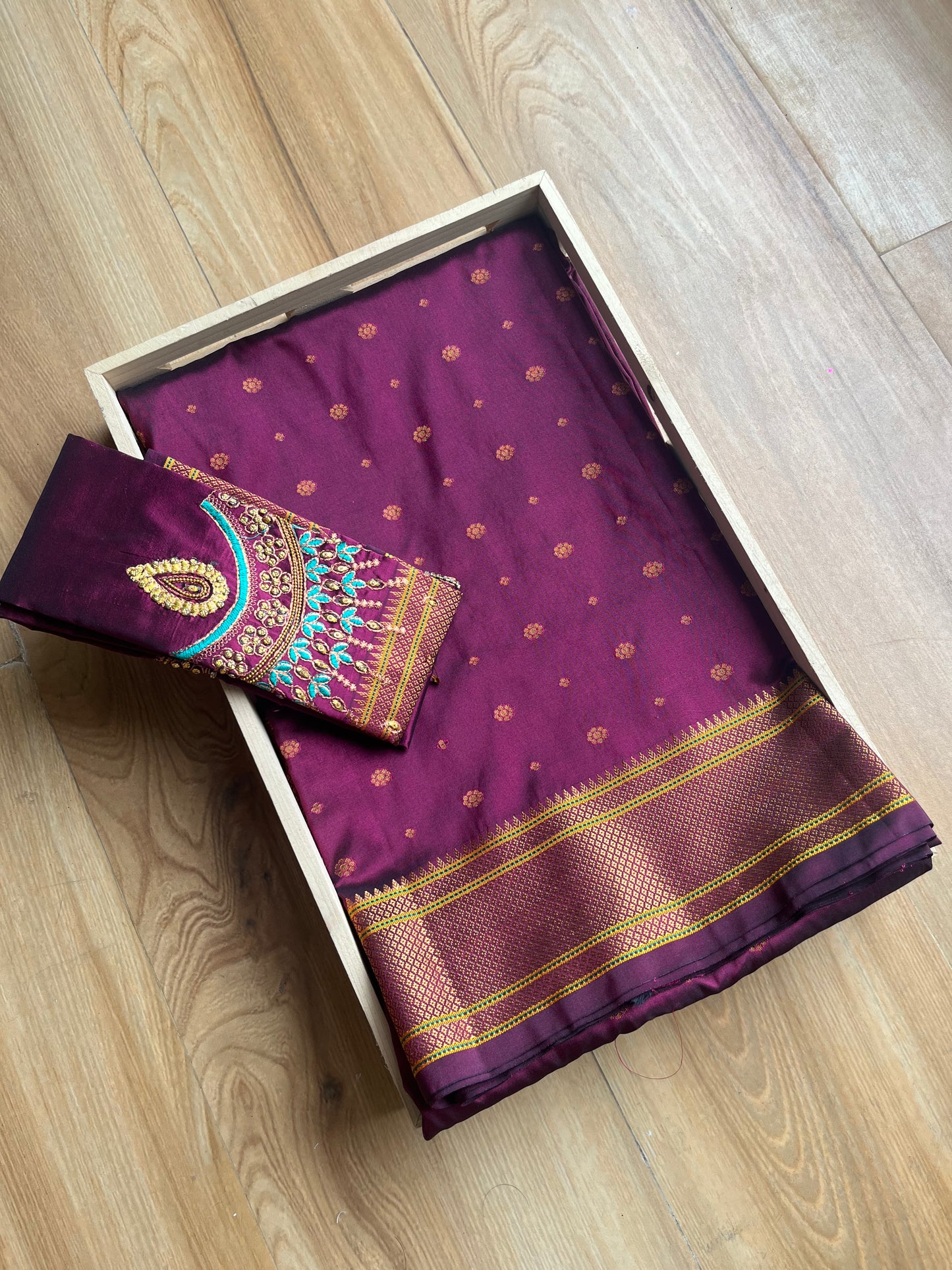 WINE KALANJALI PAITHANI