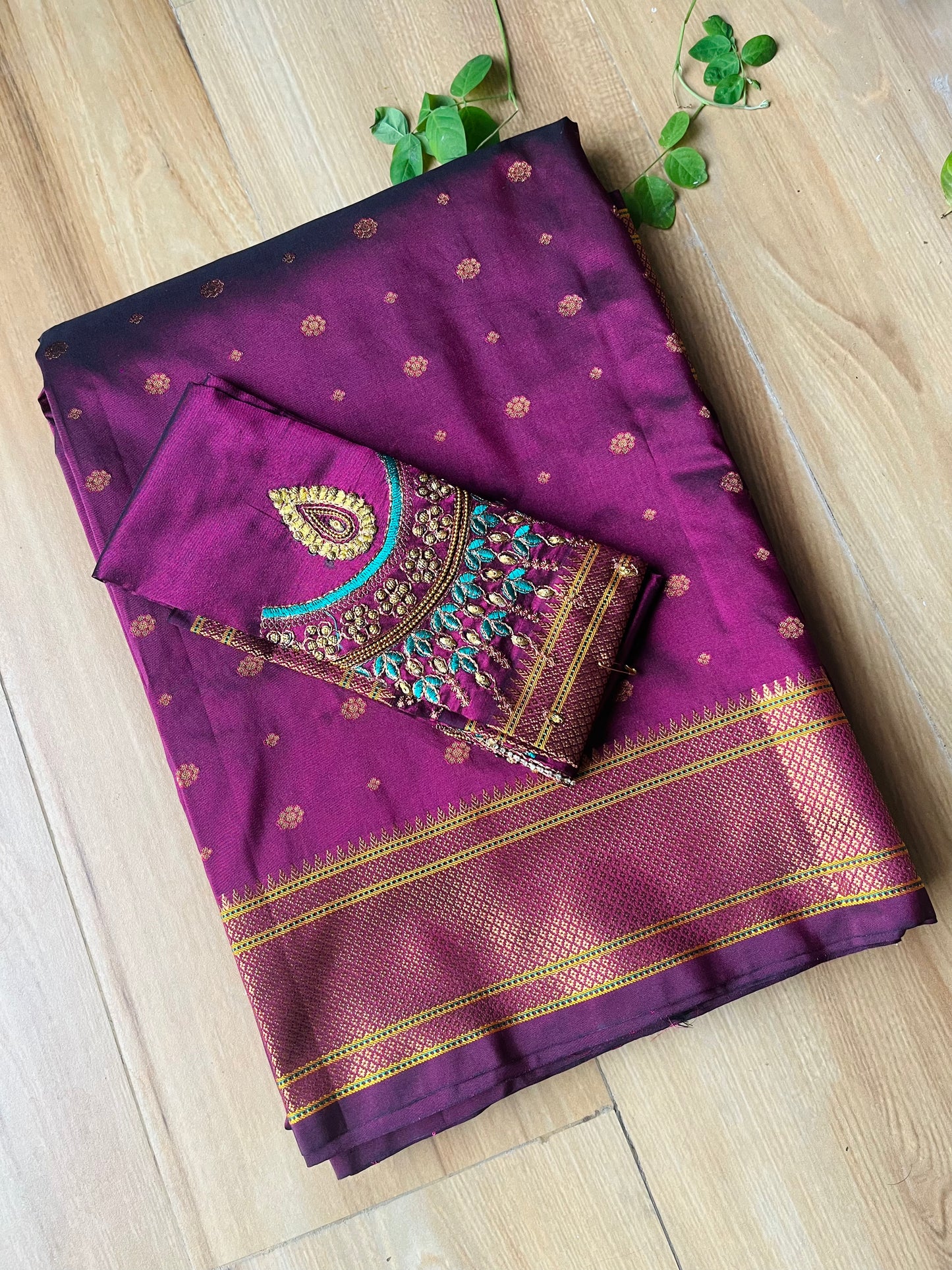 WINE KALANJALI PAITHANI