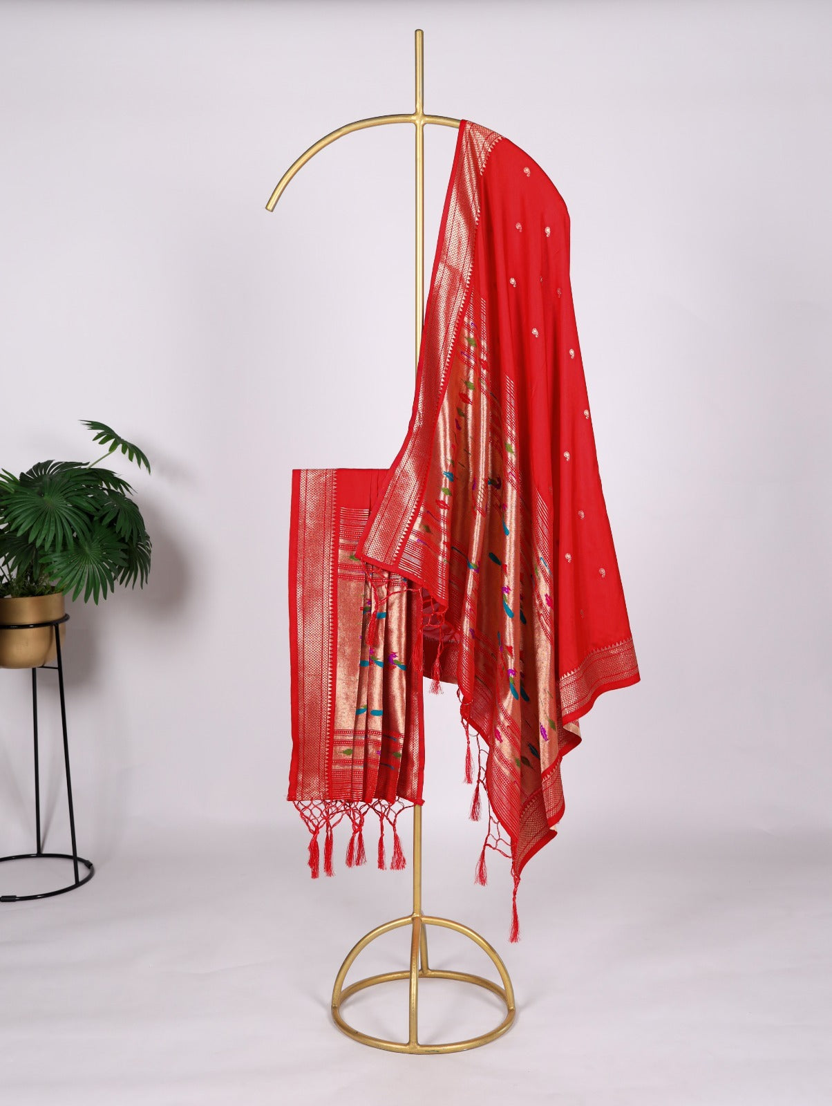 RED GULAB DUPATTA